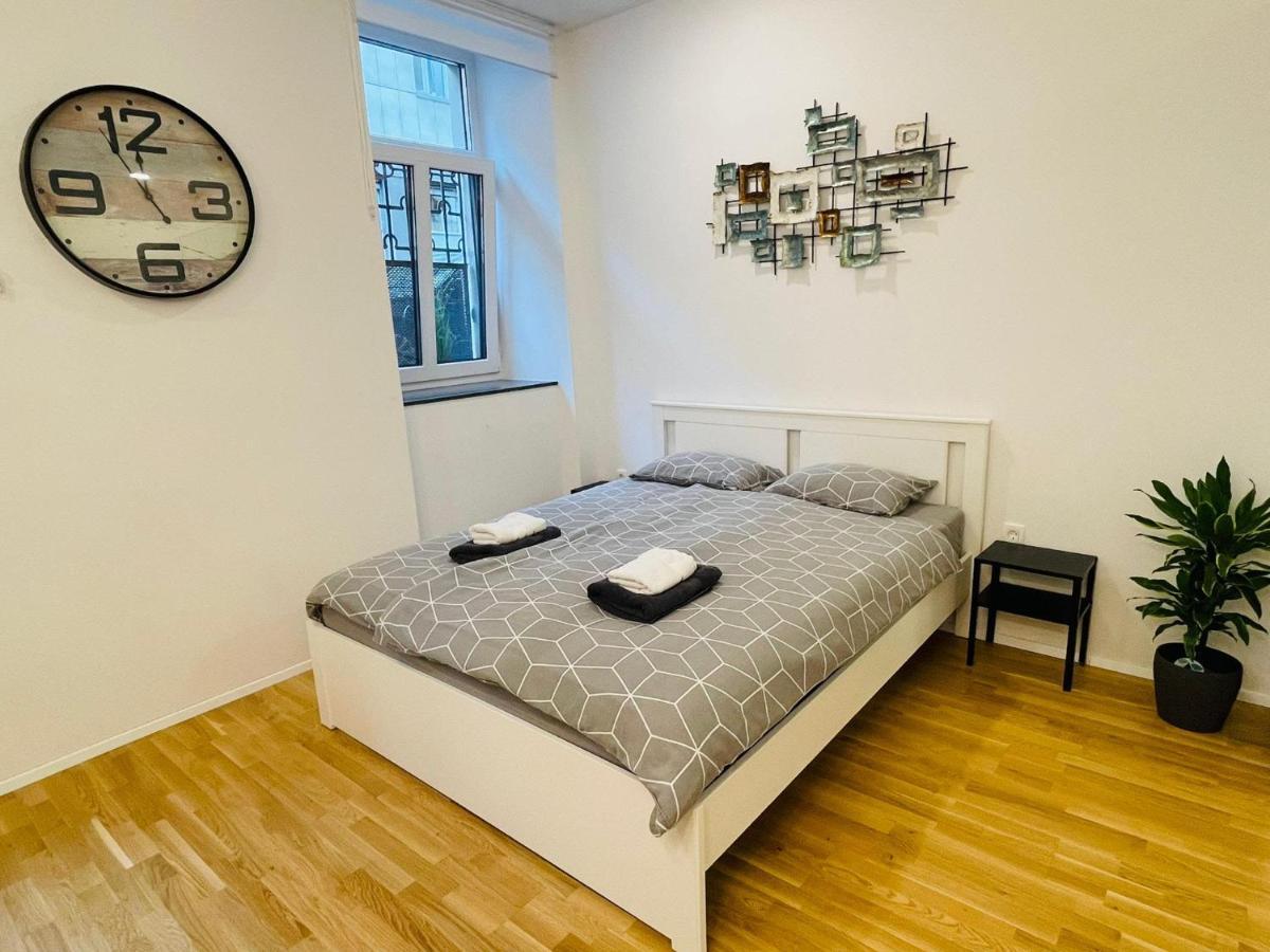 Loni'S Place Apartments Λιουμπλιάνα Εξωτερικό φωτογραφία